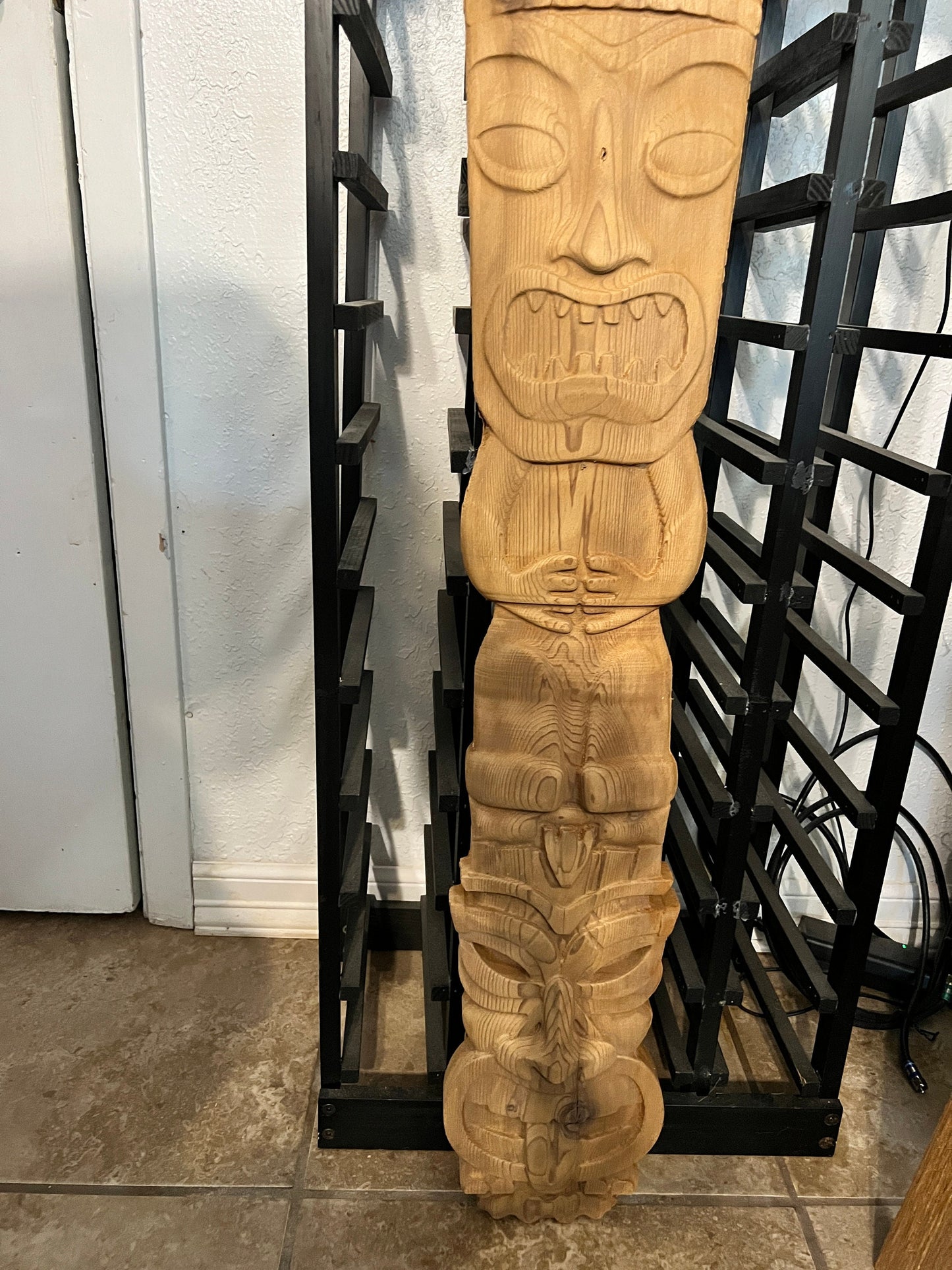 Tiki totem 4